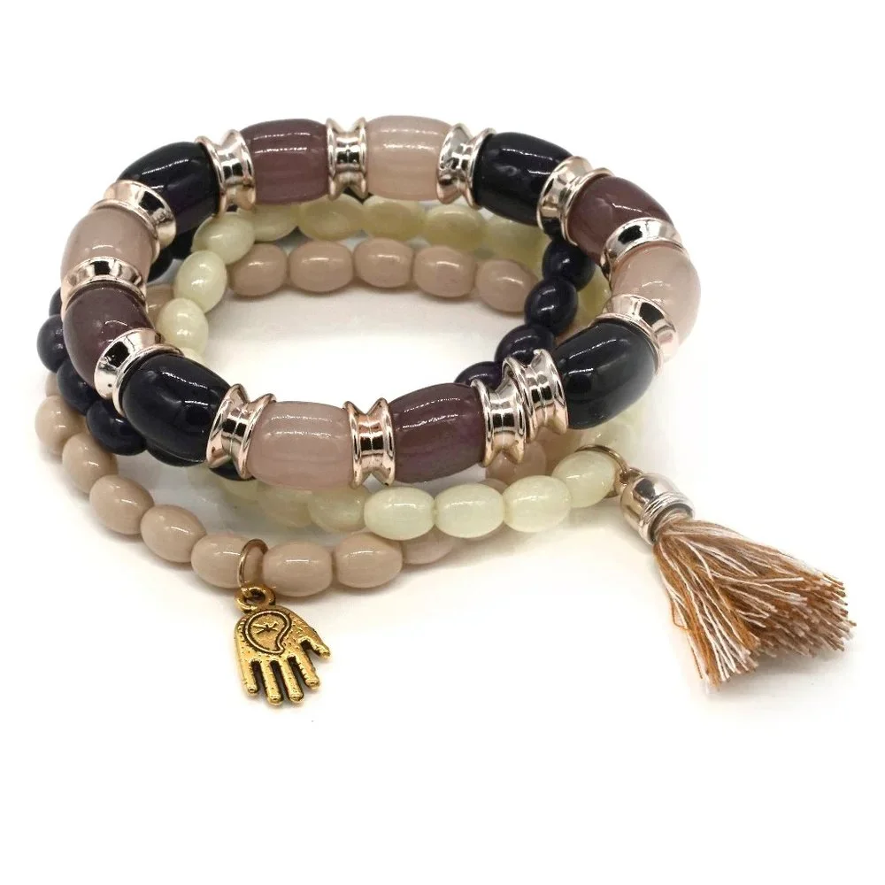 Bracelet with 4 strands and charm. OS - Picture 1 of 3